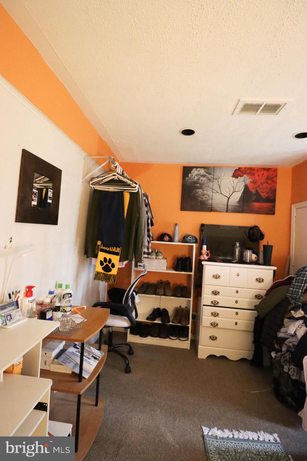 GREEN HOLLY WOODS - Residential