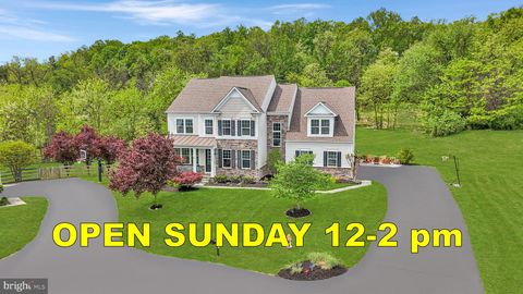 Photo of 15703 Woodchester Court, LEESBURG, VA 20176 (MLS # VALO2123544)