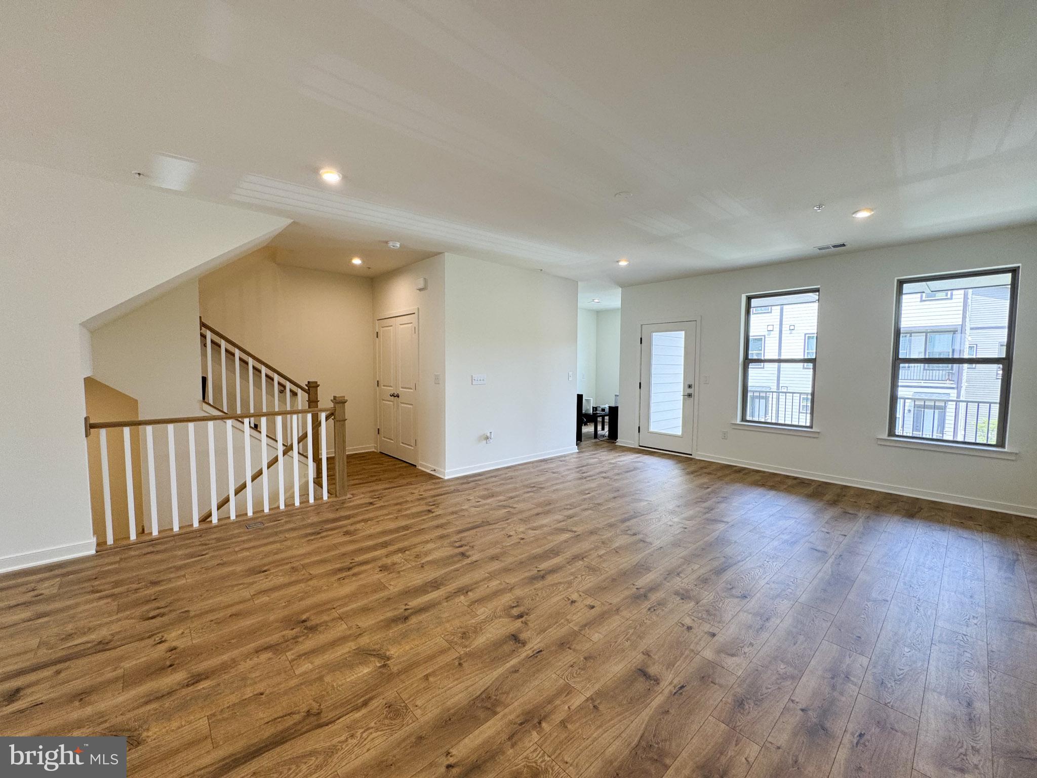 20972 BLUEBIRD SQUARE