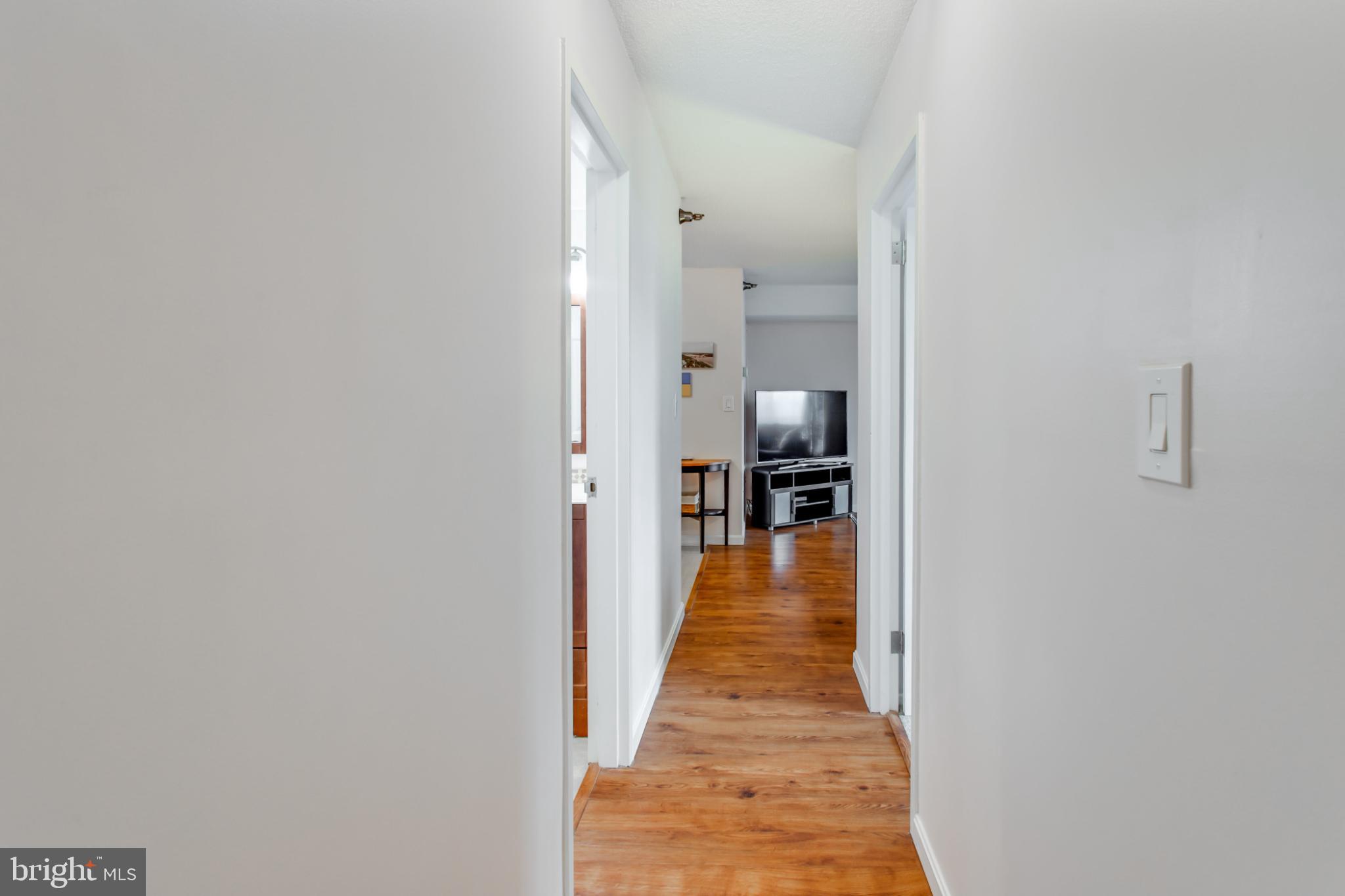 ENCORE OF MCLEAN - Residential Lease