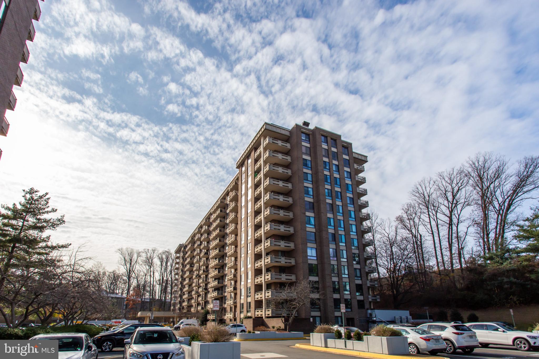ENCORE OF MCLEAN - Residential Lease