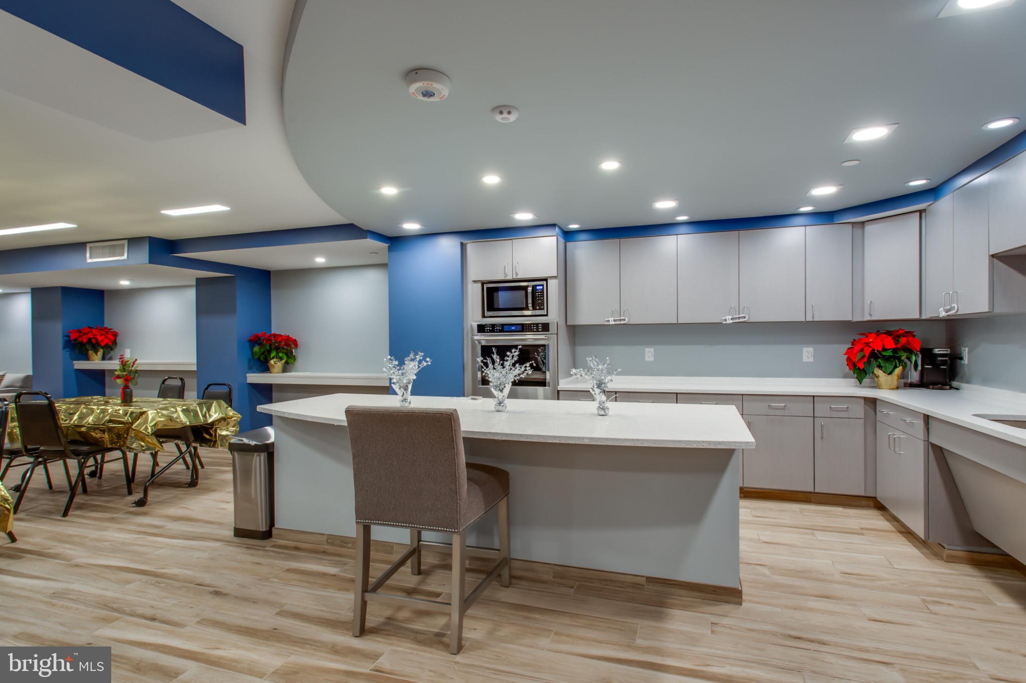 ENCORE OF MCLEAN - Residential Lease