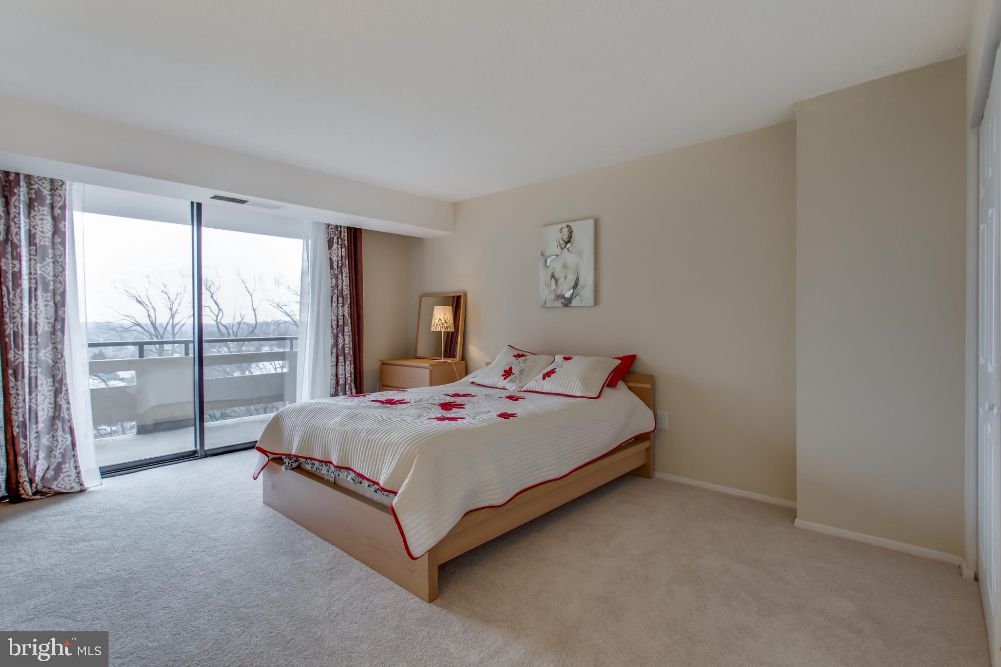 ENCORE OF MCLEAN - Residential Lease