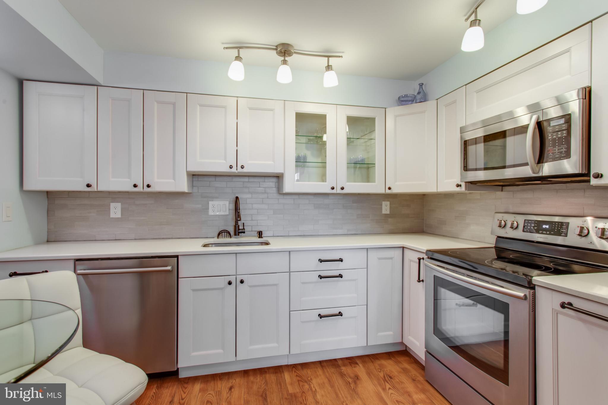 ENCORE OF MCLEAN - Residential Lease