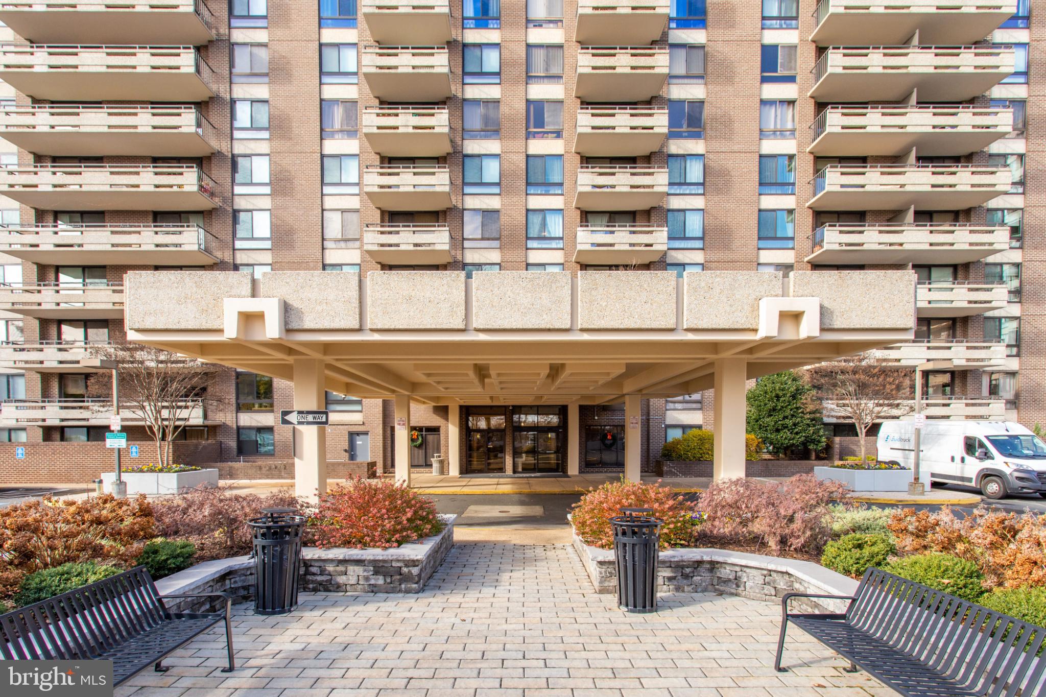 ENCORE OF MCLEAN - Residential Lease