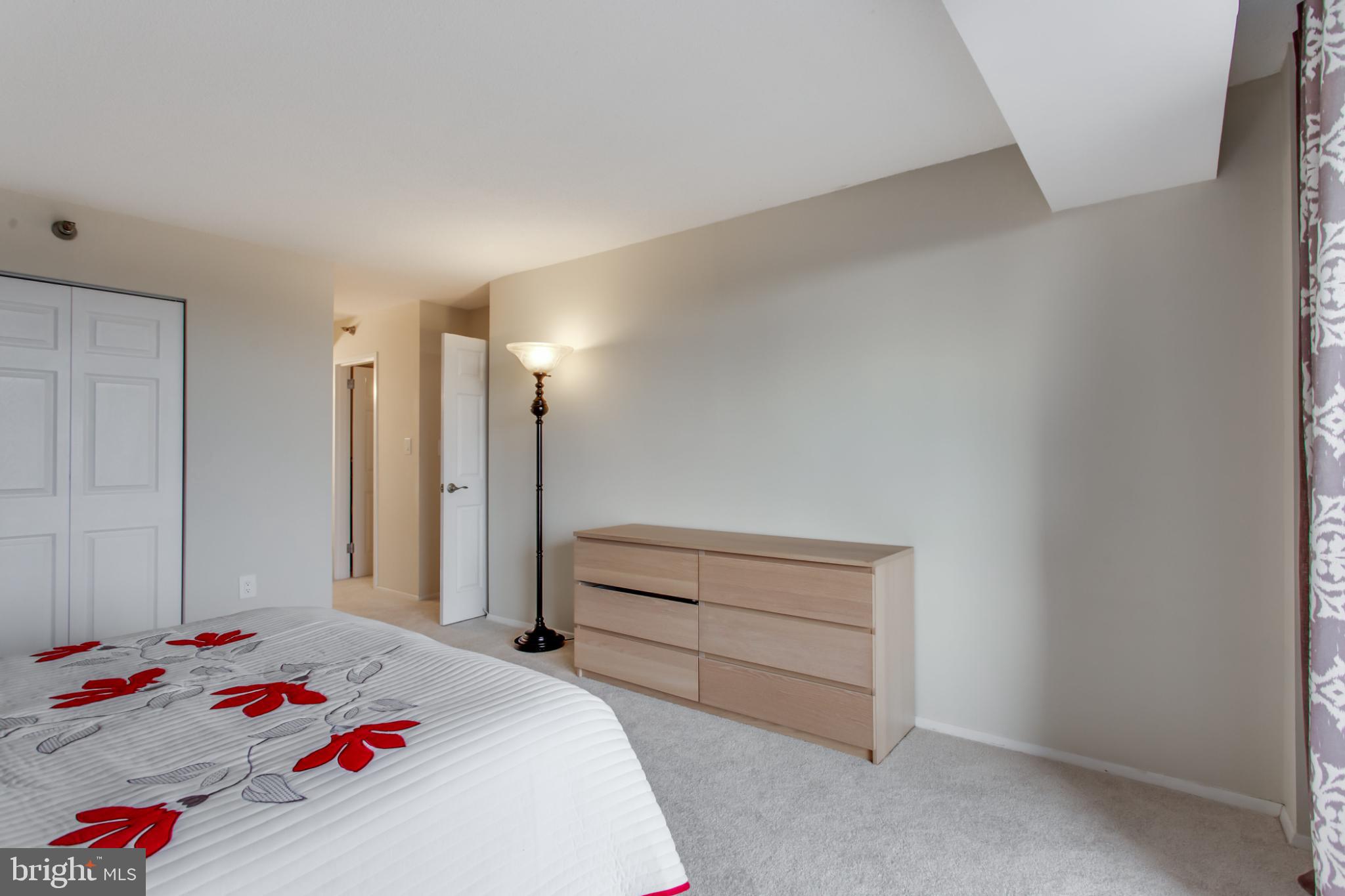 ENCORE OF MCLEAN - Residential Lease