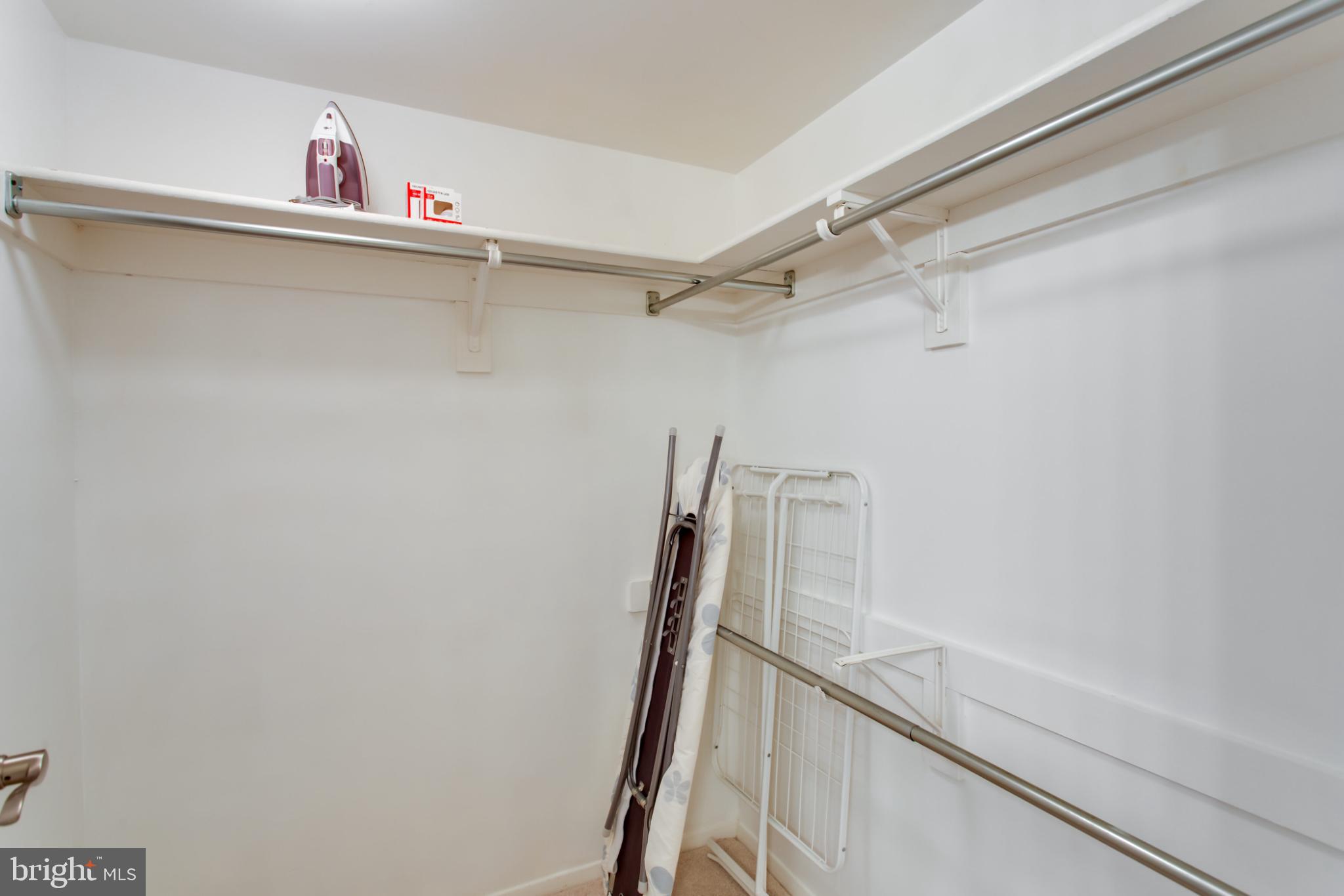 ENCORE OF MCLEAN - Residential Lease