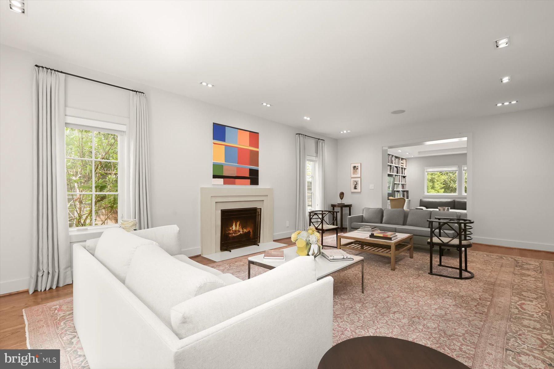 FOREST HILLS - Residential