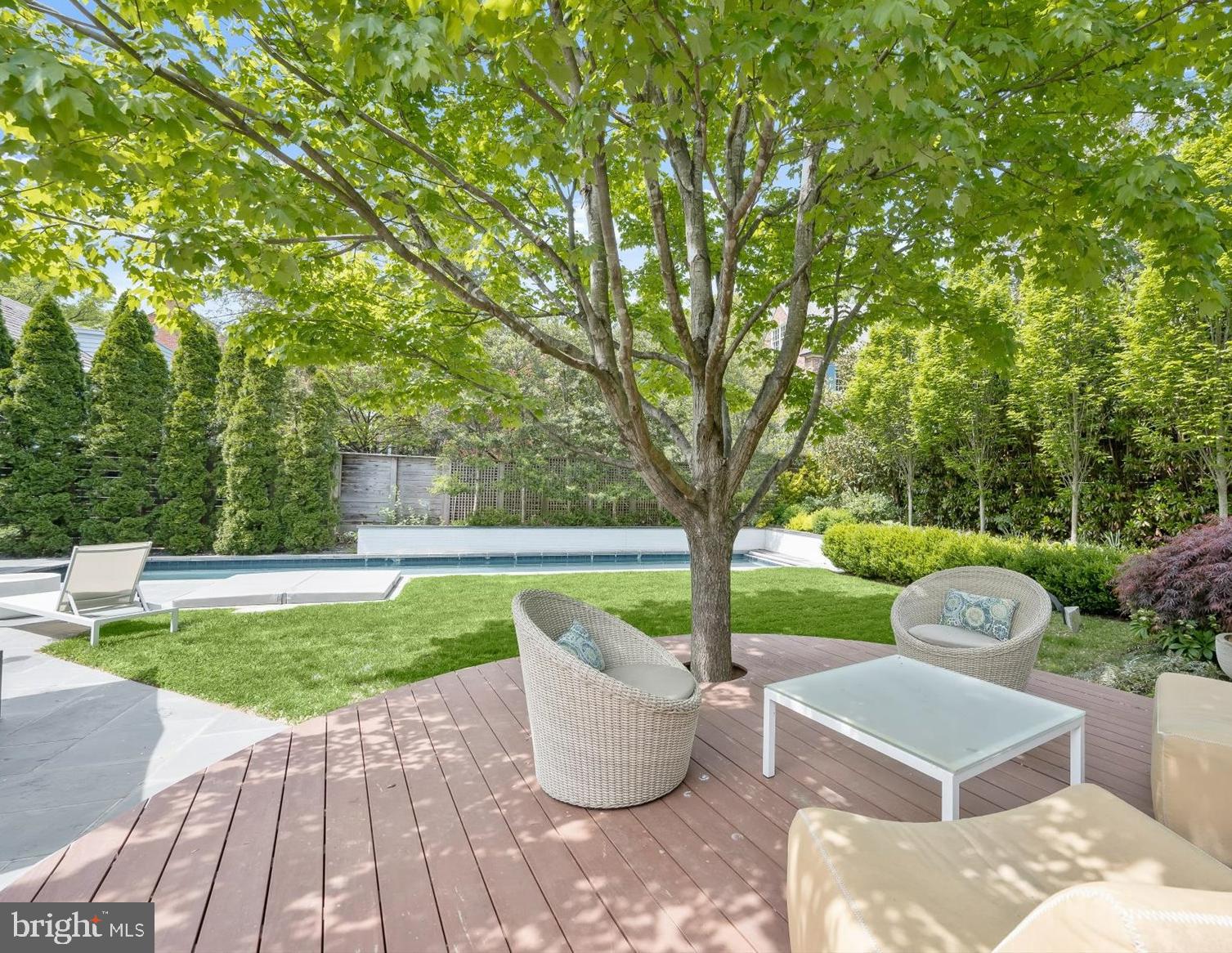 FOREST HILLS - Residential