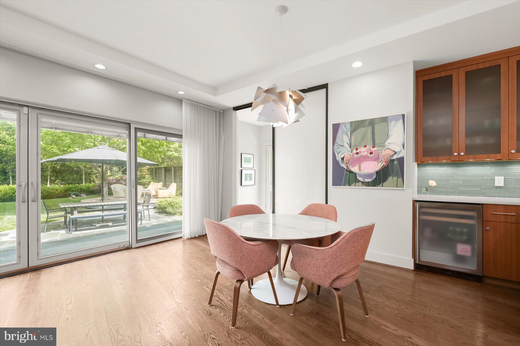 FOREST HILLS - Residential