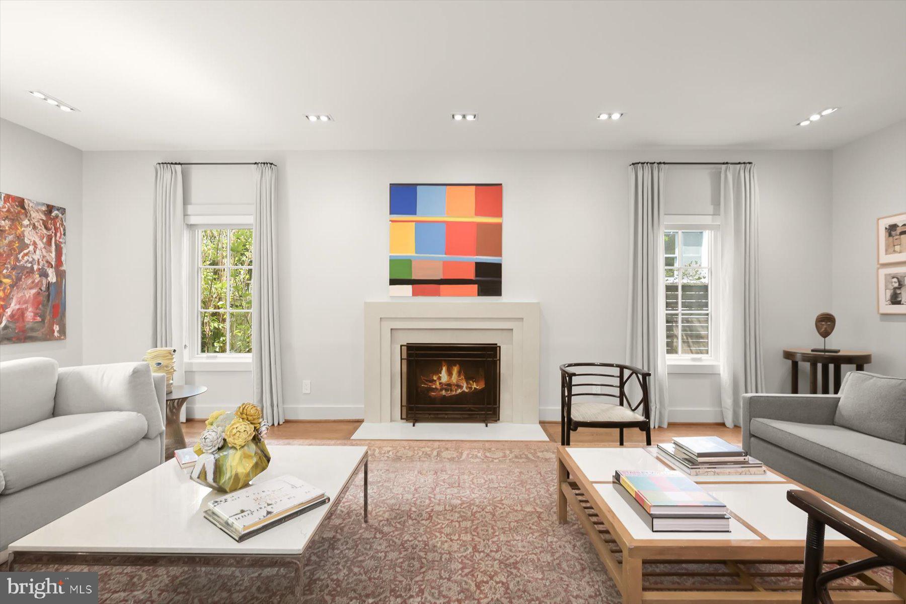 FOREST HILLS - Residential