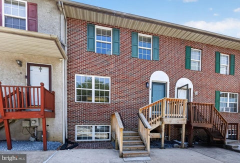 Townhouse For Sale - 8 Freedom Court<br/> New Castle County, NEW CASTLE, DE 19720