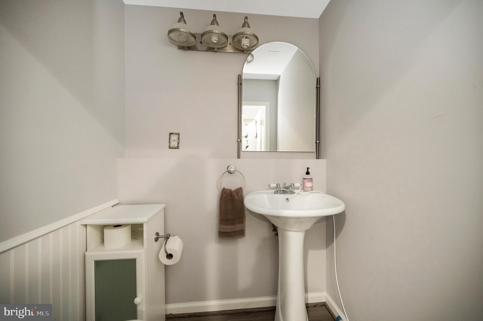 ROSEDALE - Residential