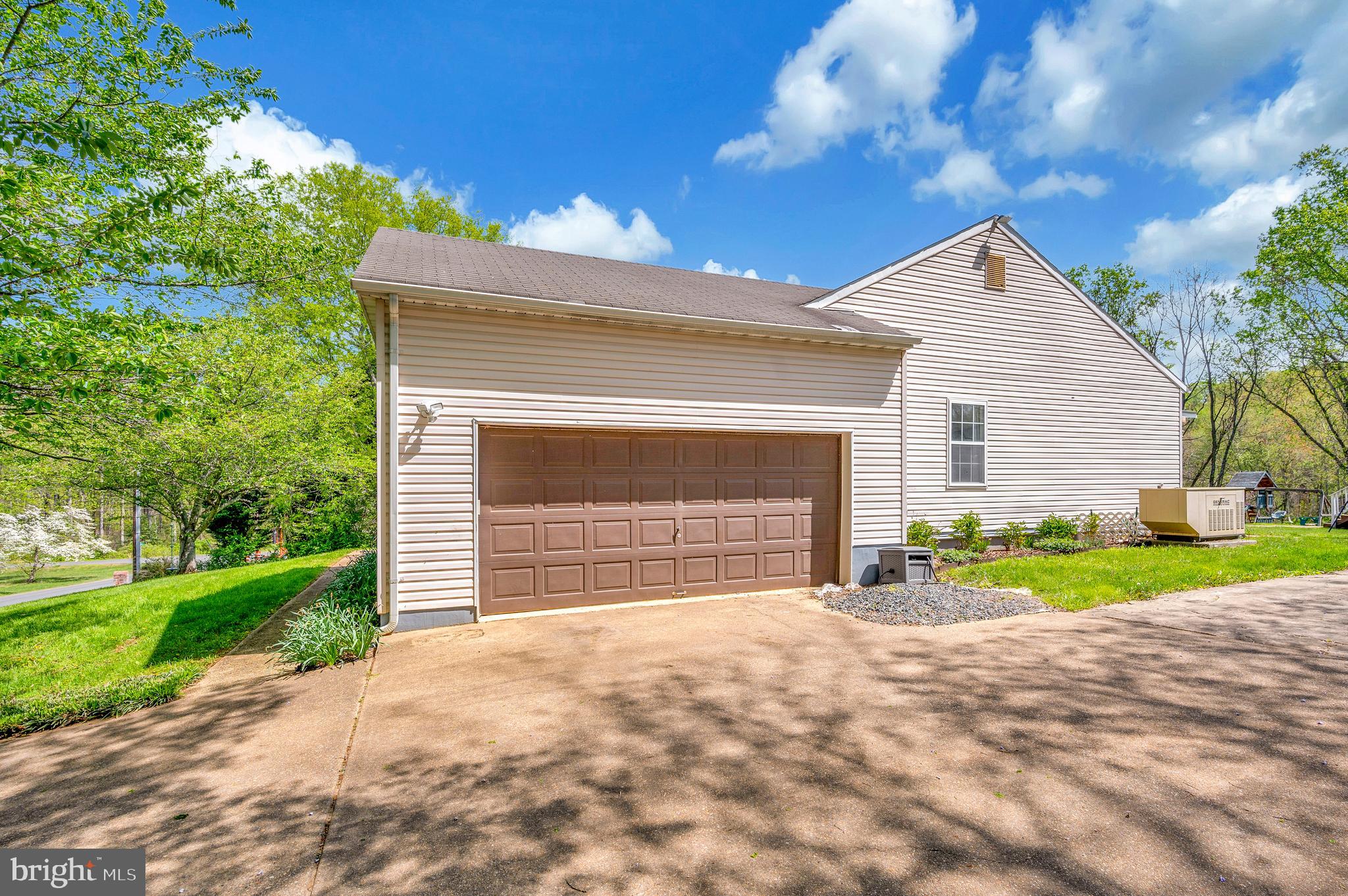 ROSEDALE - Residential