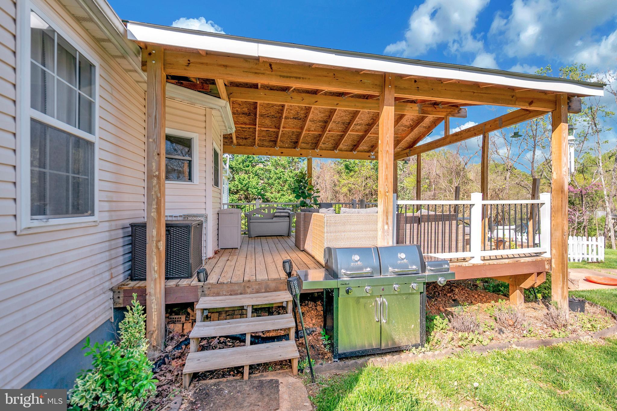 ROSEDALE - Residential