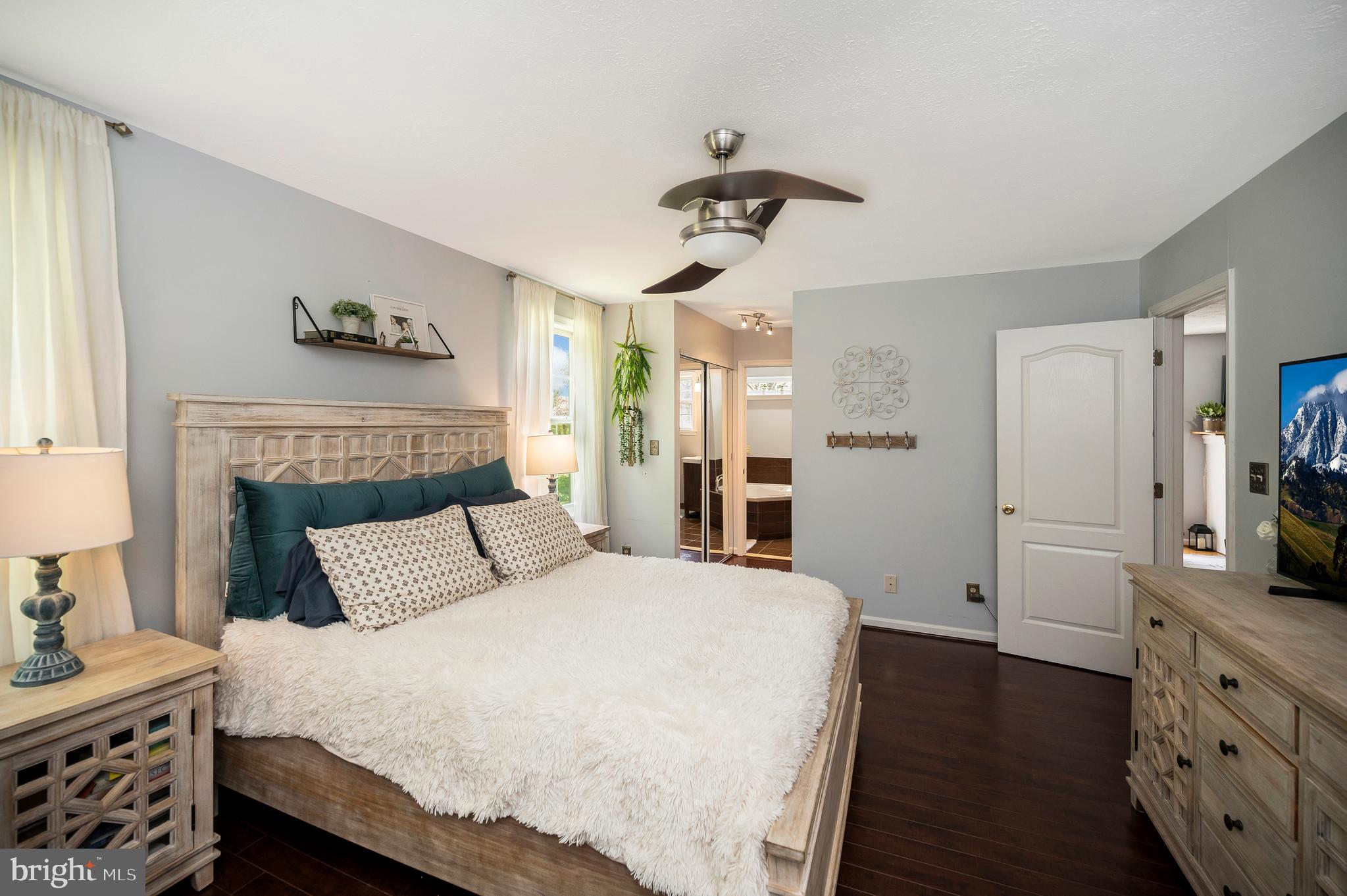 ROSEDALE - Residential