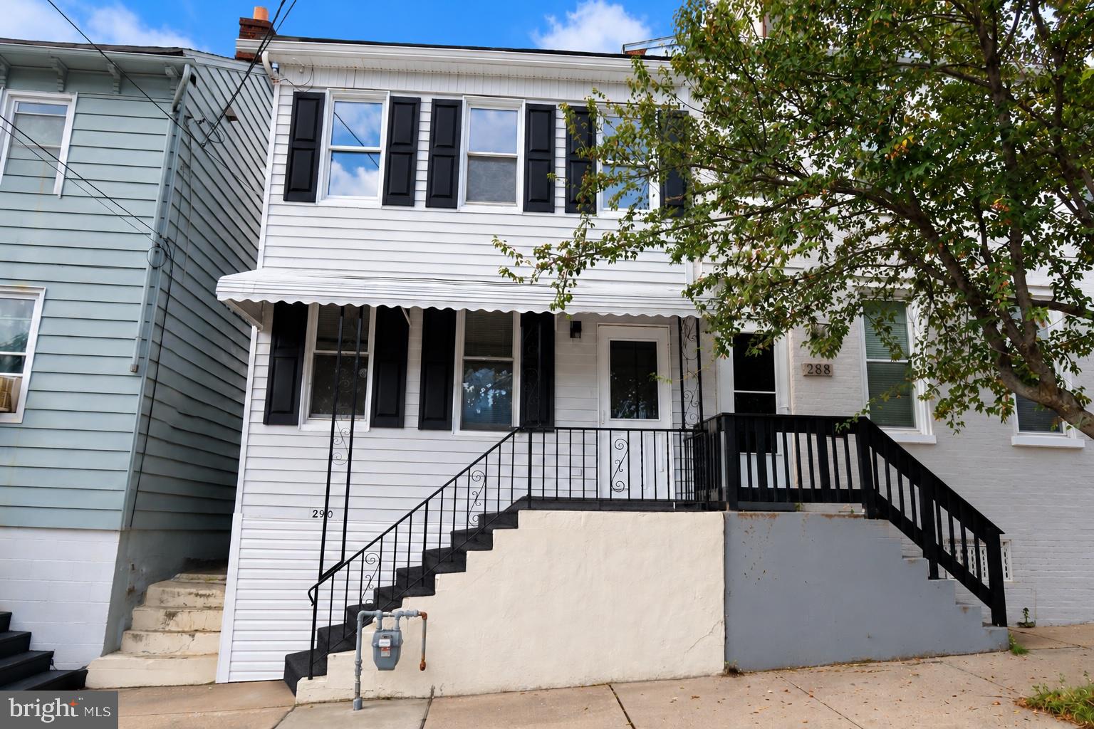 290 S 5TH STREET