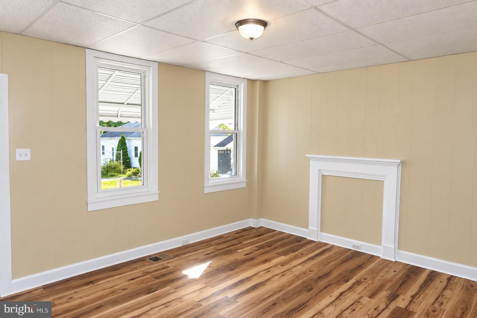 290 S 5TH STREET