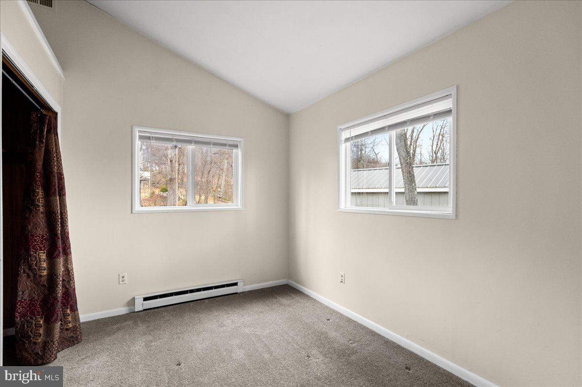 SHAWNEELAND - Residential