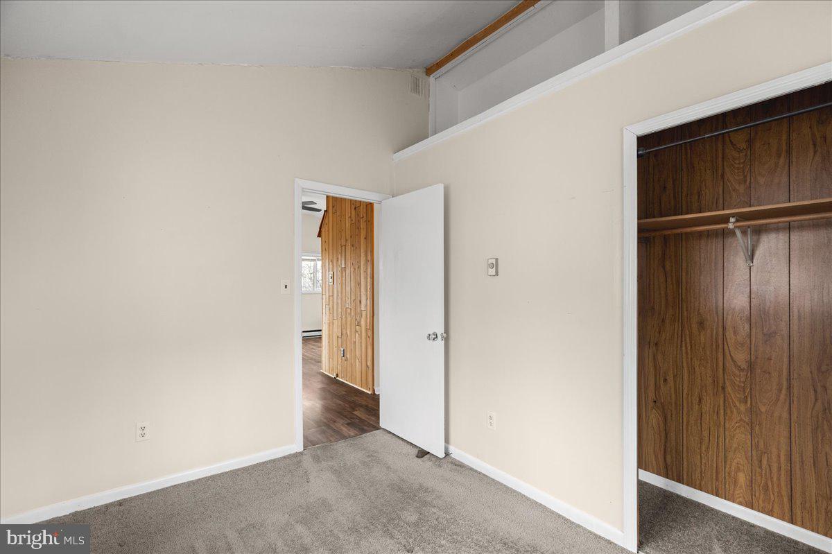 SHAWNEELAND - Residential