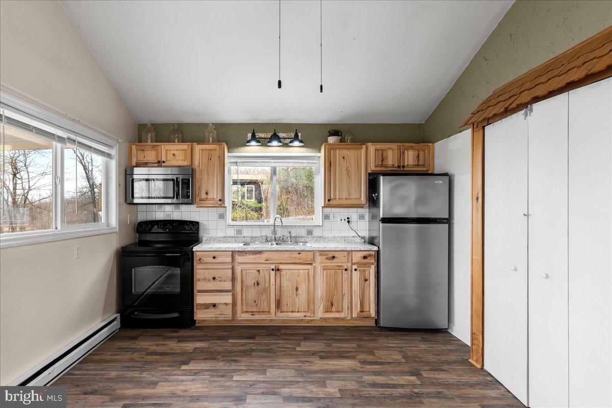 SHAWNEELAND - Residential