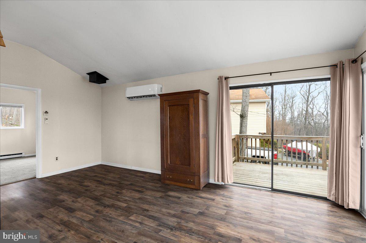 SHAWNEELAND - Residential