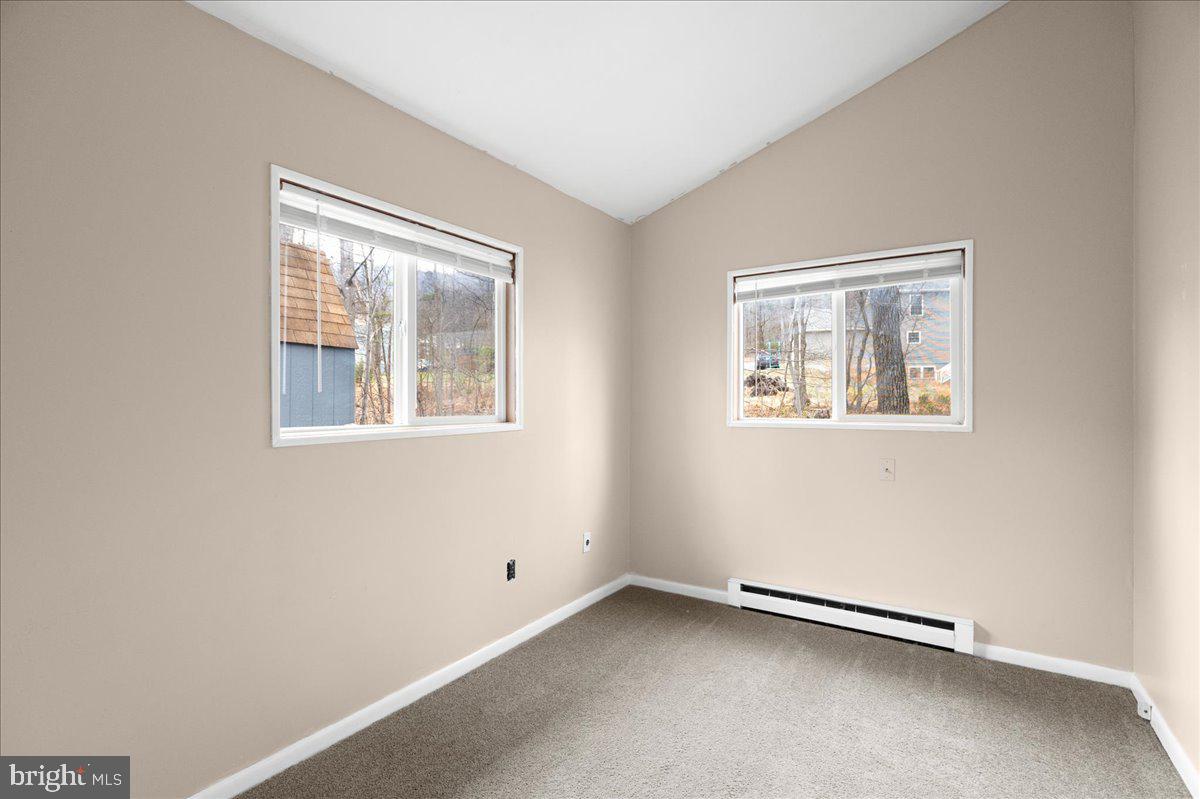 SHAWNEELAND - Residential