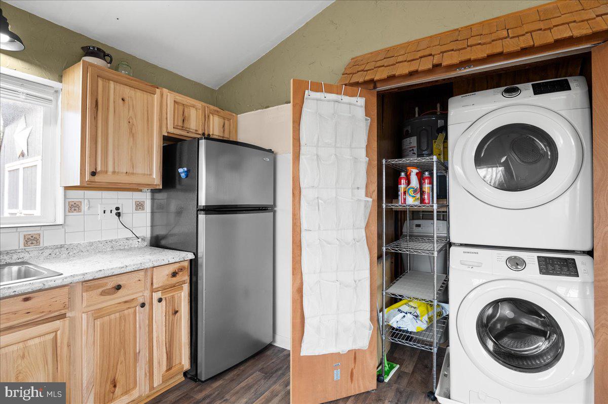 SHAWNEELAND - Residential