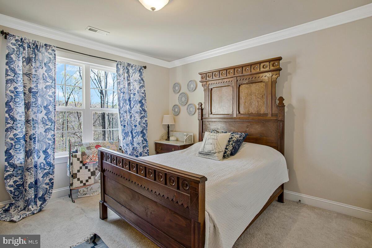 SIMMONS RIDGE - Residential