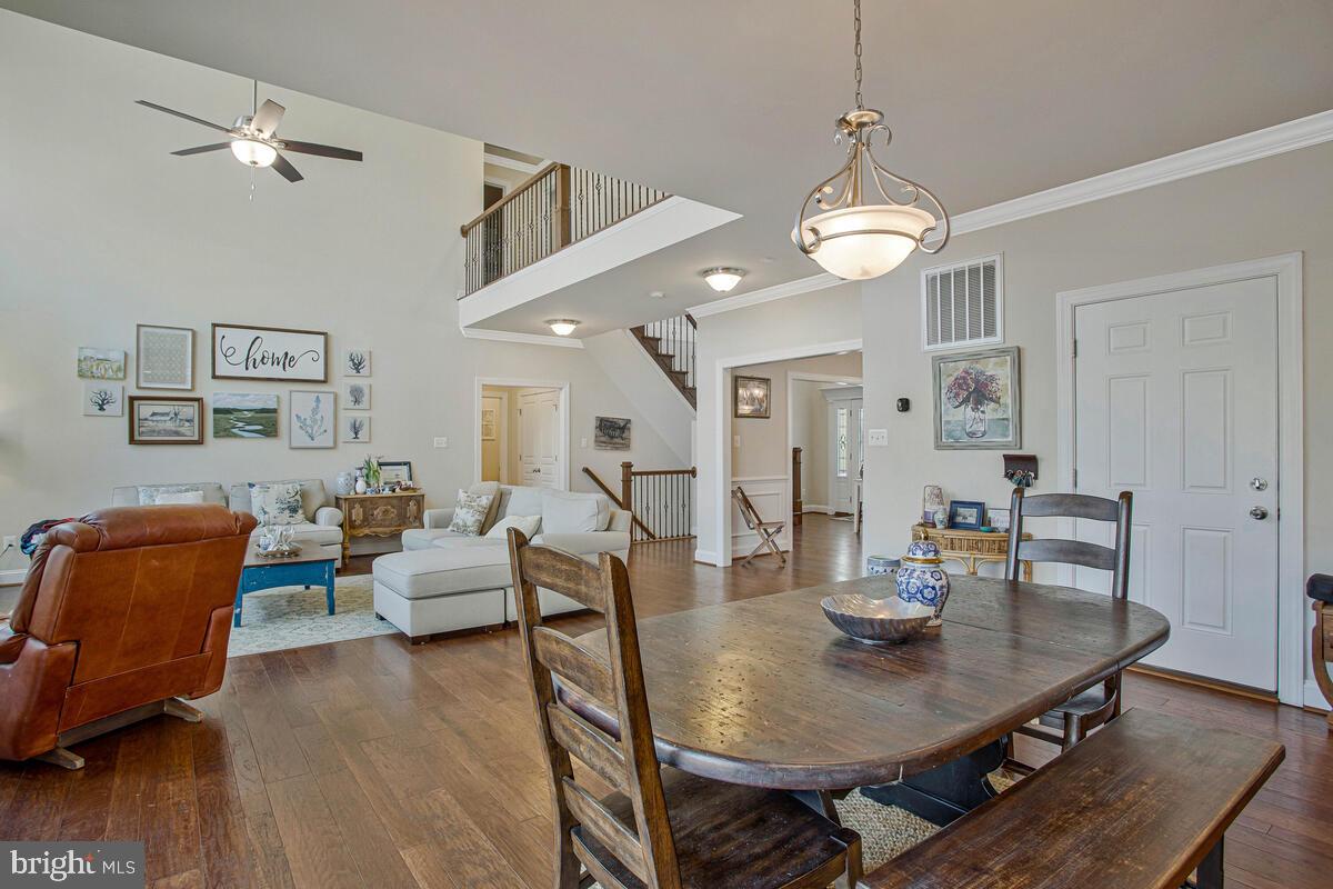 SIMMONS RIDGE - Residential