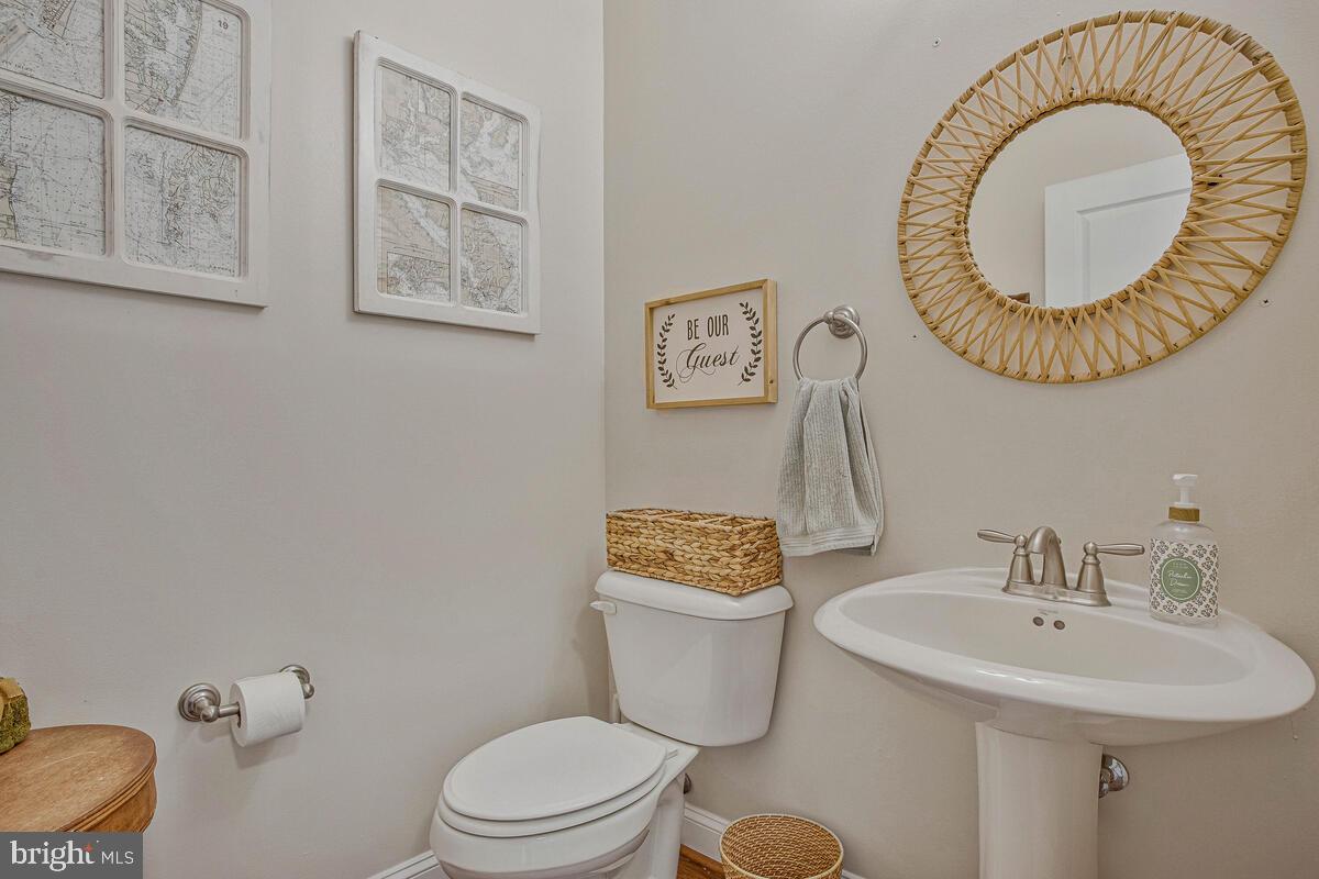 SIMMONS RIDGE - Residential