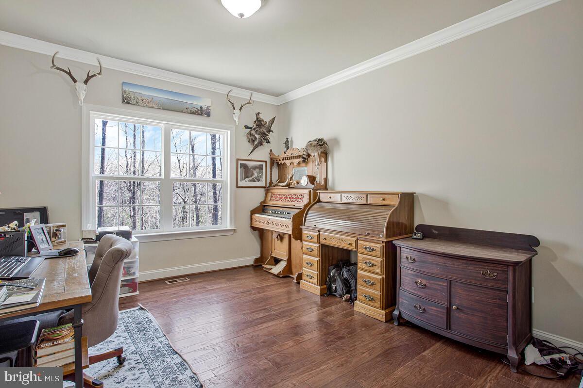 SIMMONS RIDGE - Residential