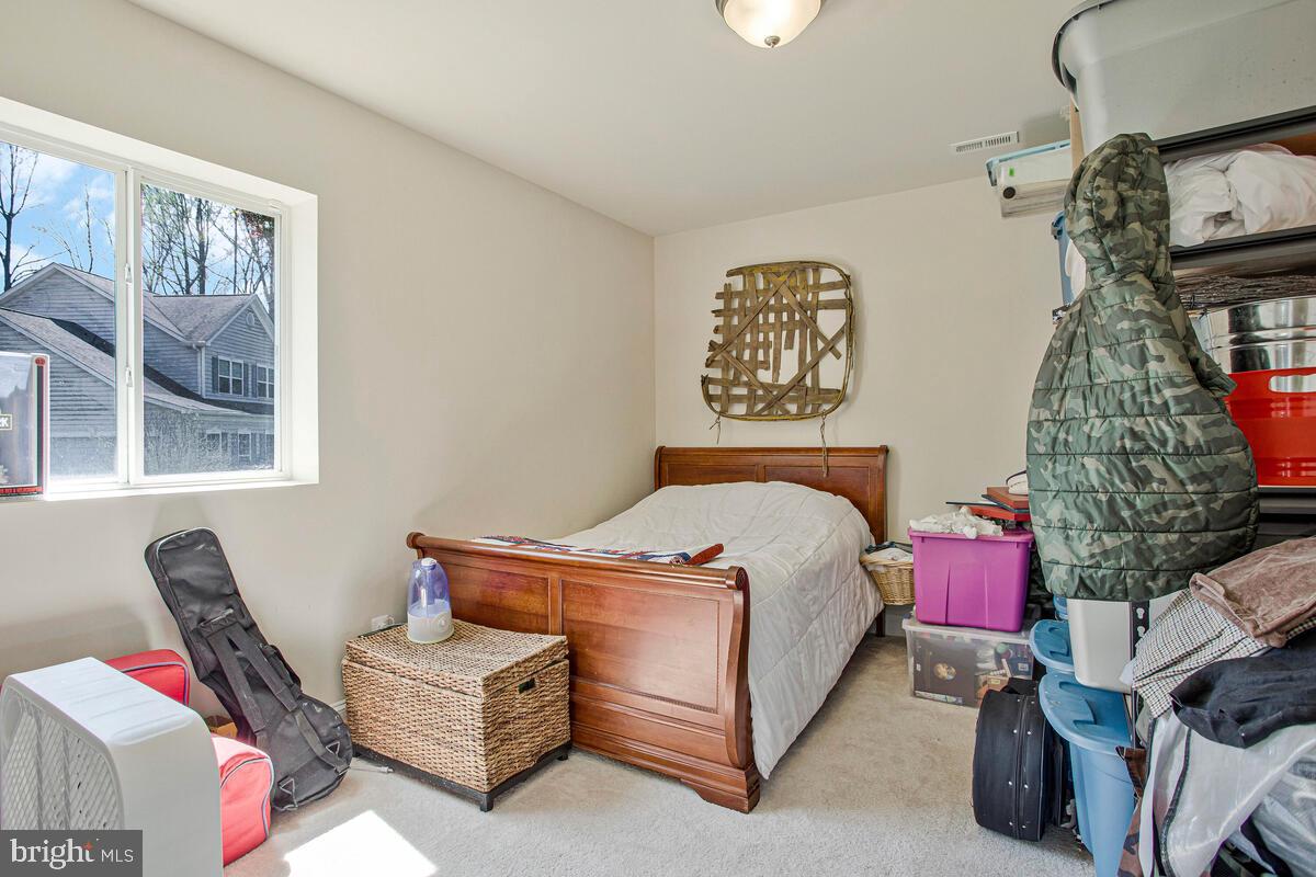 SIMMONS RIDGE - Residential