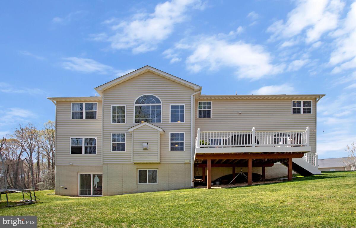 SIMMONS RIDGE - Residential