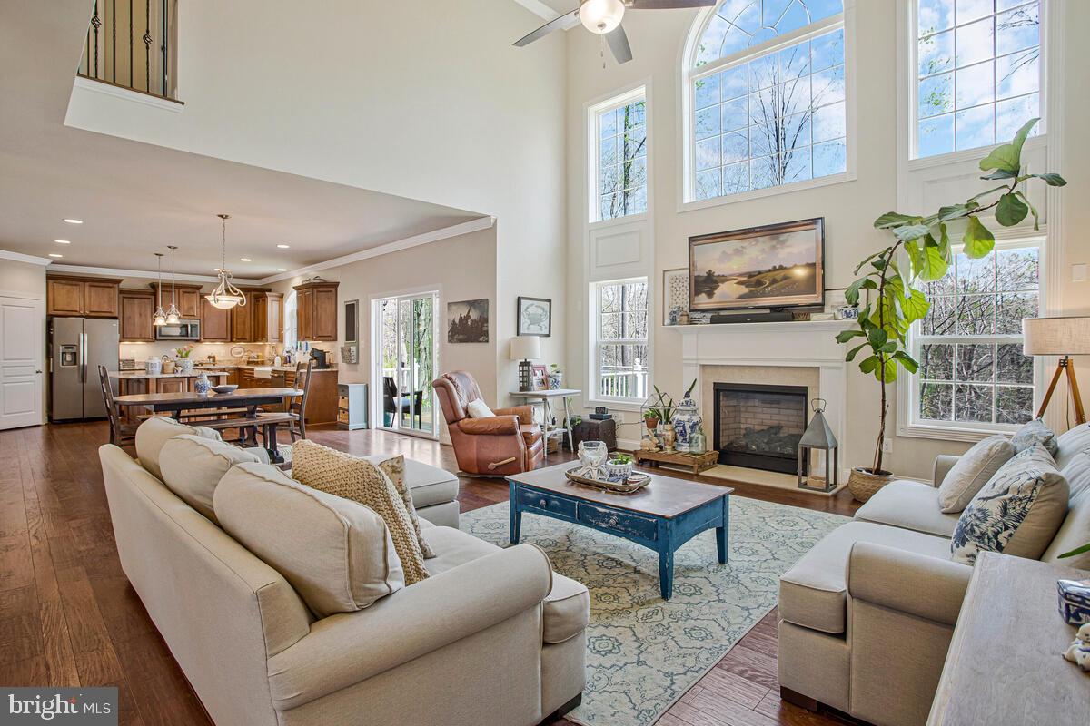 SIMMONS RIDGE - Residential