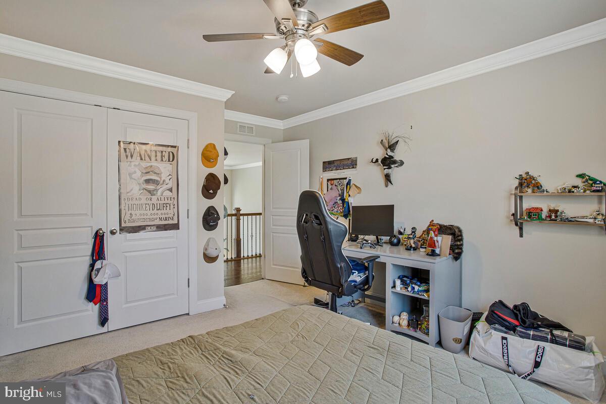 SIMMONS RIDGE - Residential