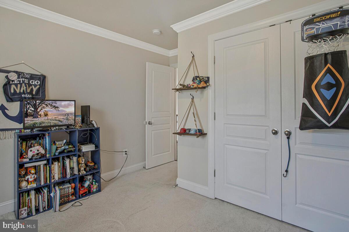 SIMMONS RIDGE - Residential