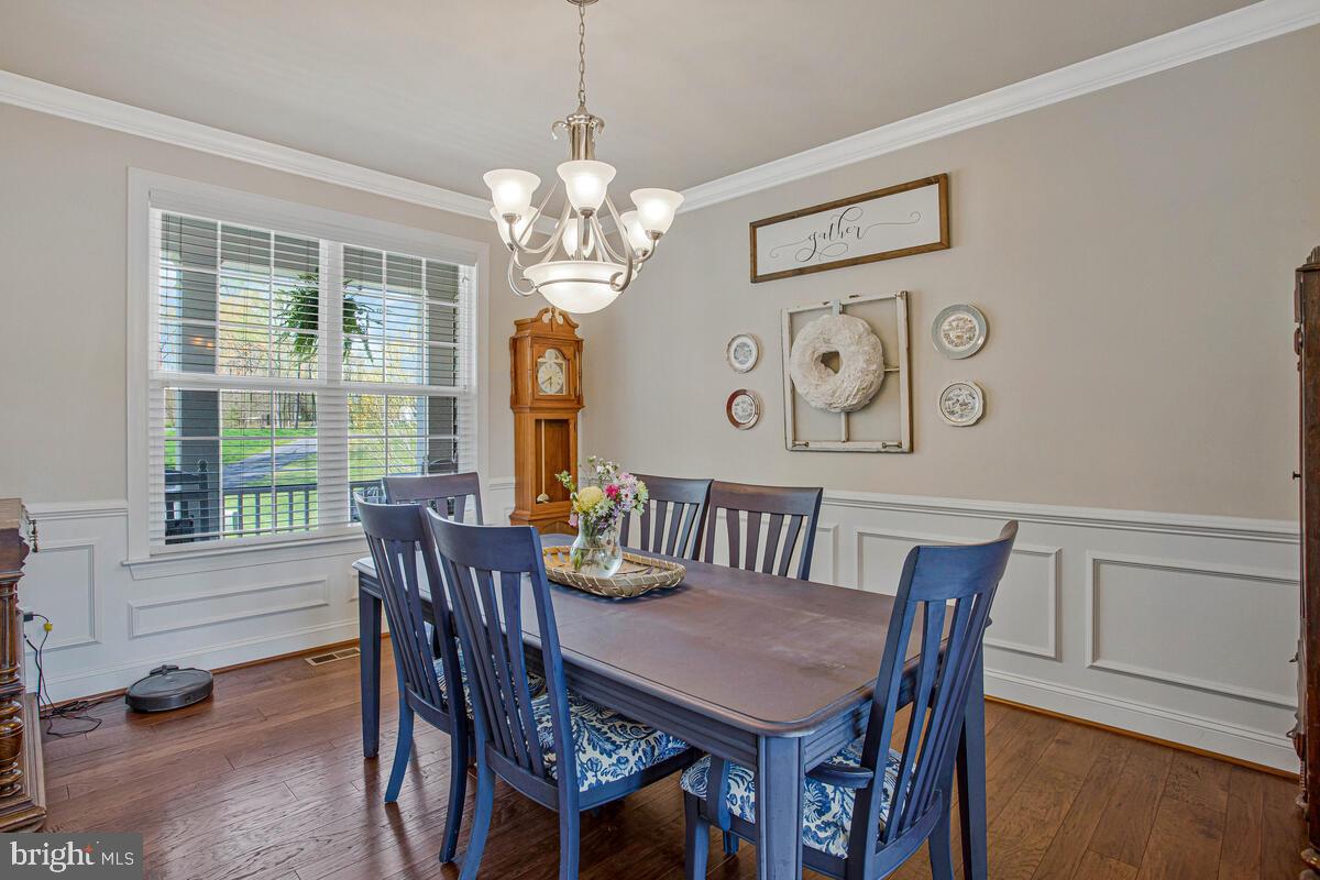 SIMMONS RIDGE - Residential