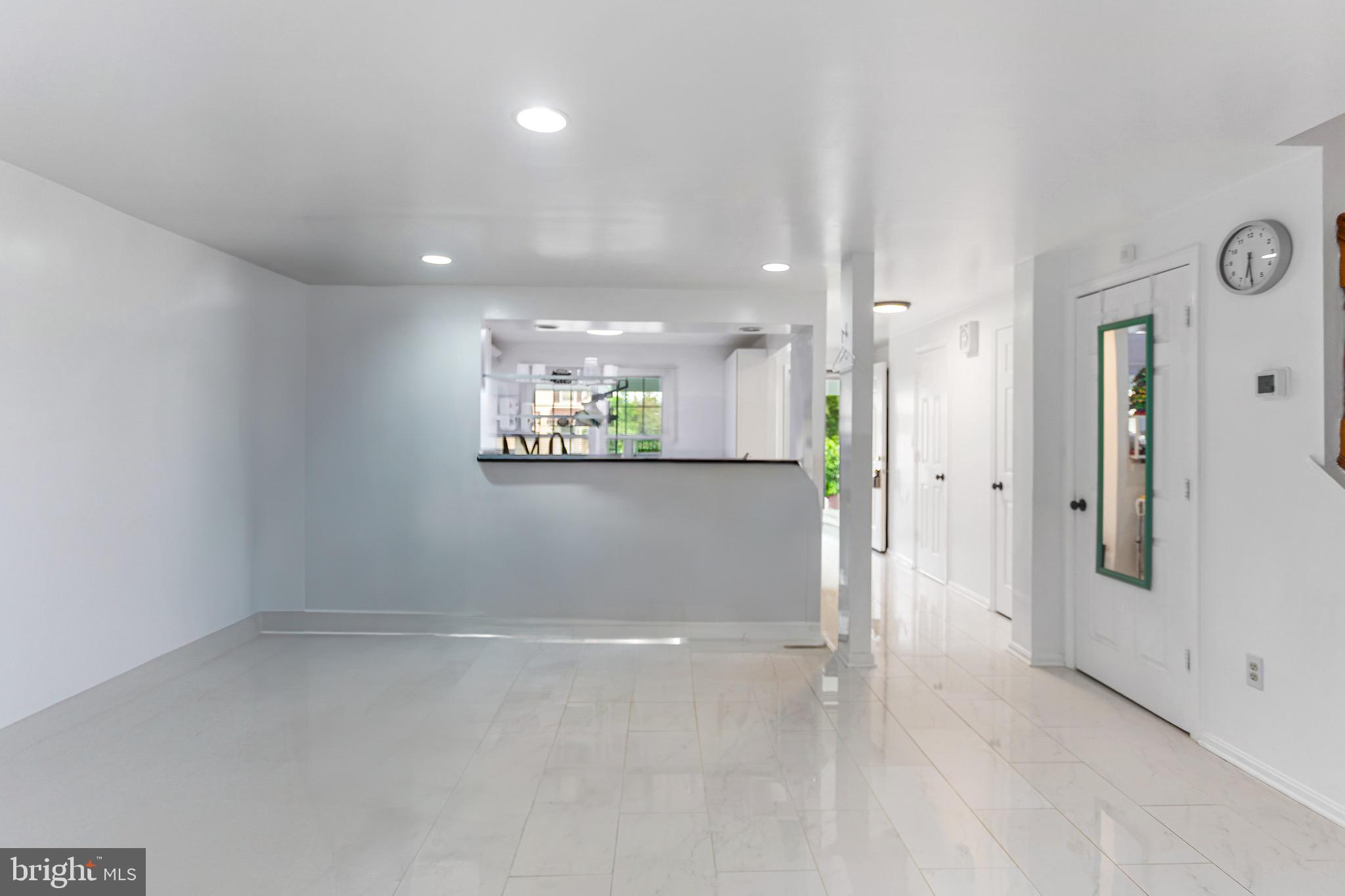 MISTY WOODS - Residential