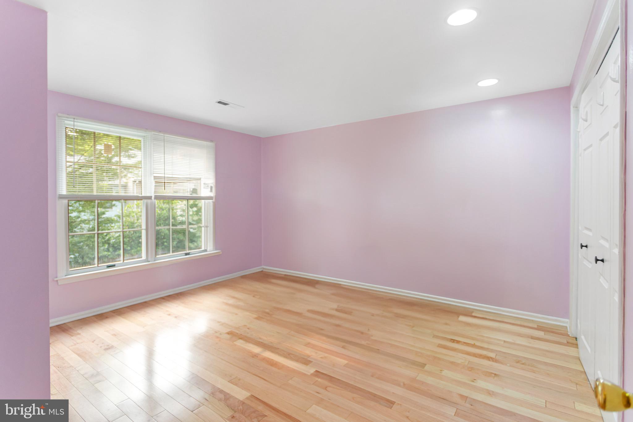 MISTY WOODS - Residential