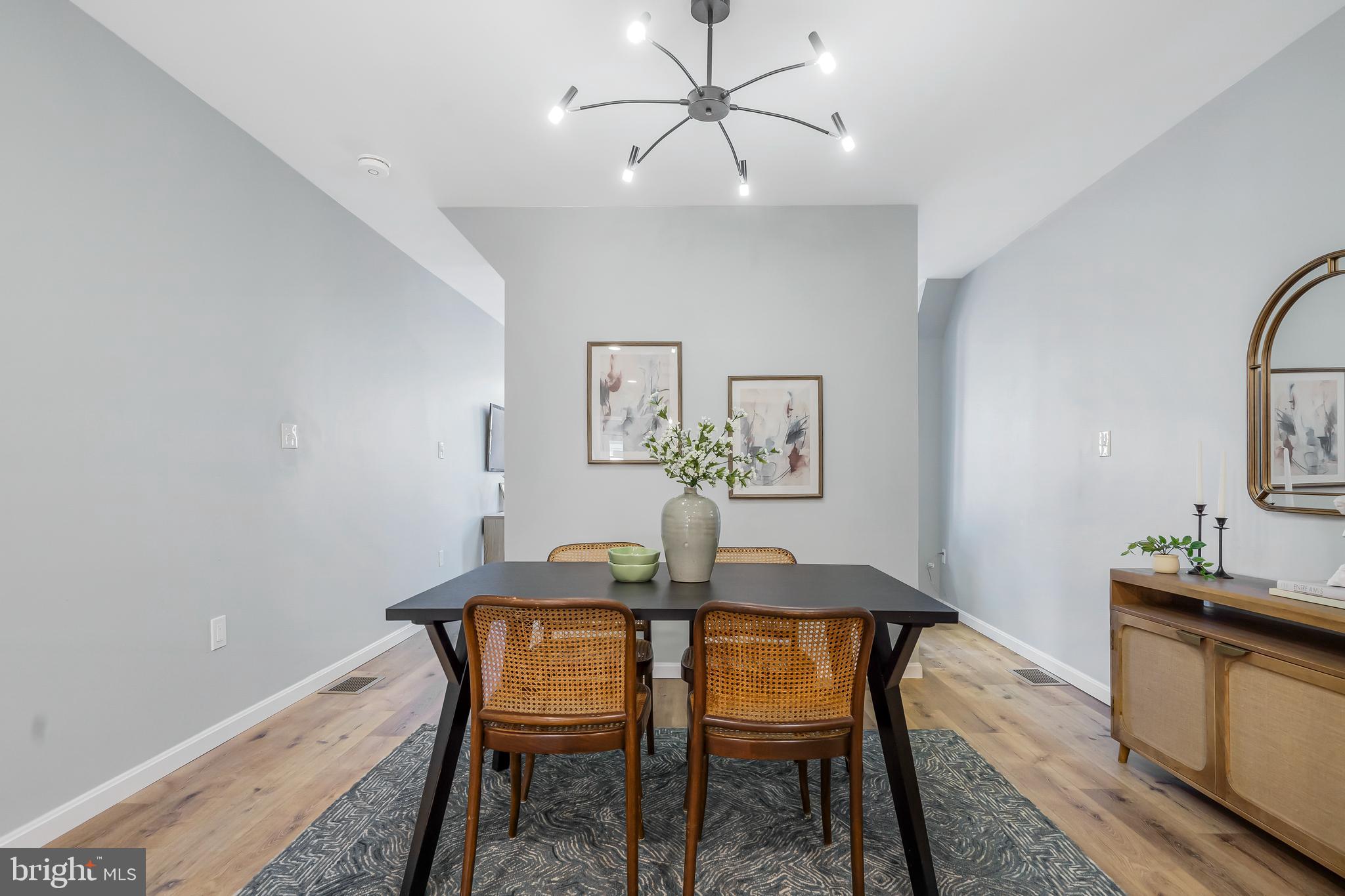 HAMPDEN HISTORIC DISTRICT - Residential