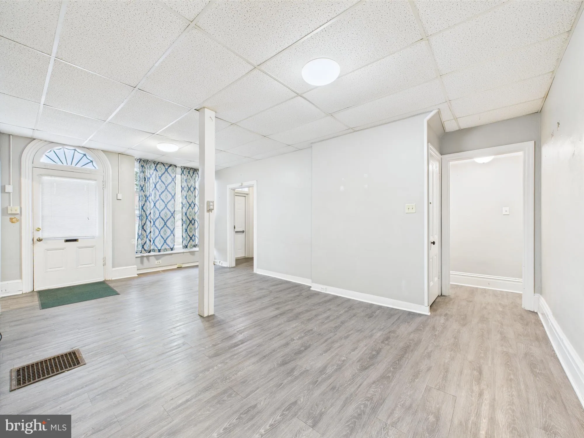 Carlisle, Pennsylvania 17013, United States, 5 Bedrooms Bedrooms, ,2 BathroomsBathrooms,Residential,Pending,127680