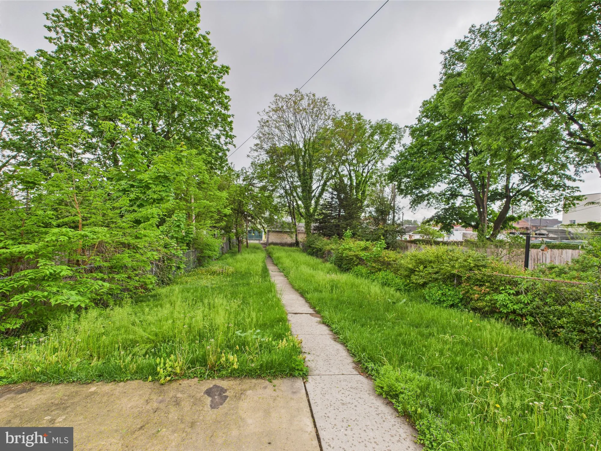 Carlisle, Pennsylvania 17013, United States, 5 Bedrooms Bedrooms, ,2 BathroomsBathrooms,Residential,Pending,127680