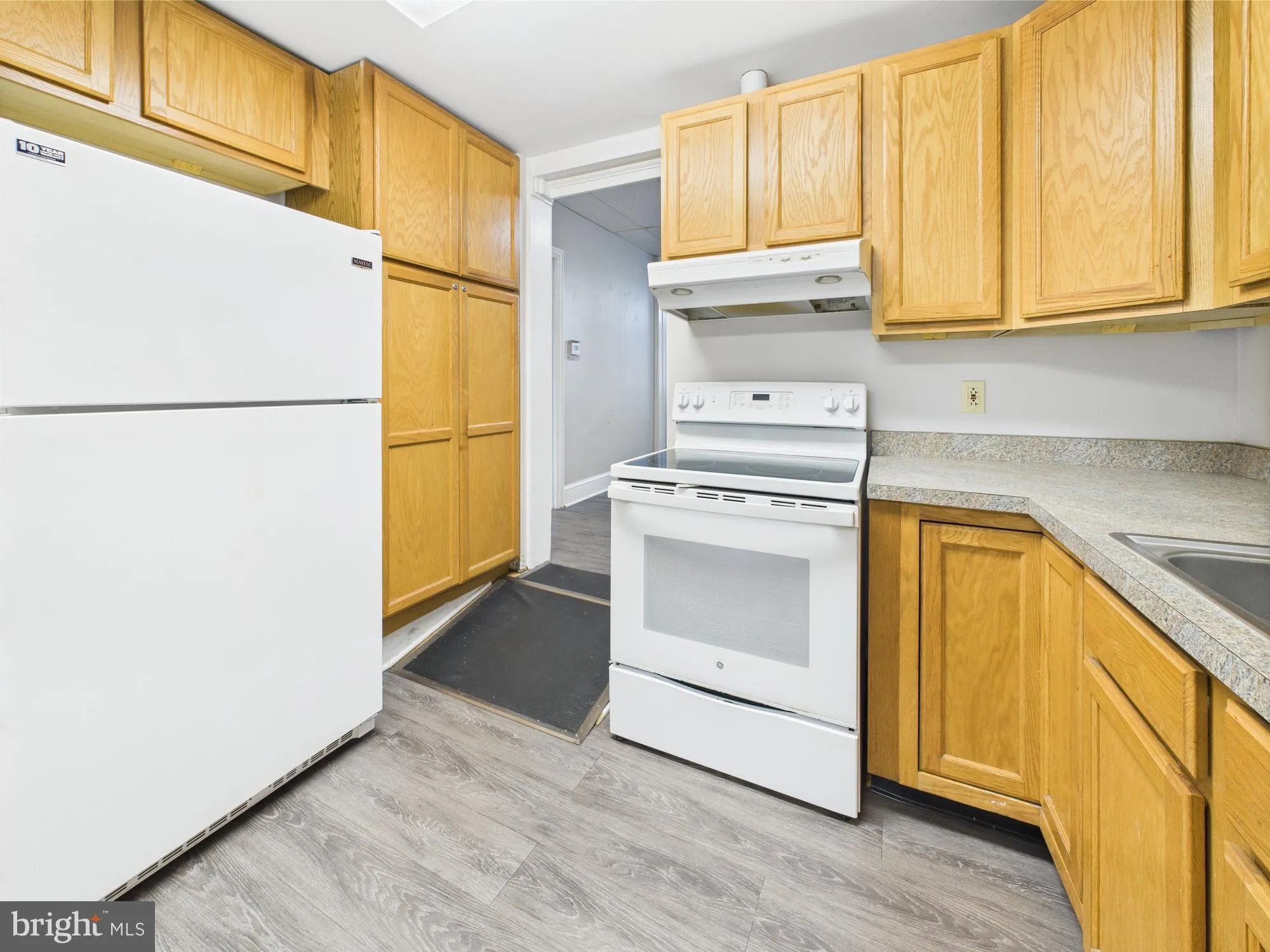 Carlisle, Pennsylvania 17013, United States, 5 Bedrooms Bedrooms, ,2 BathroomsBathrooms,Residential,Pending,127680