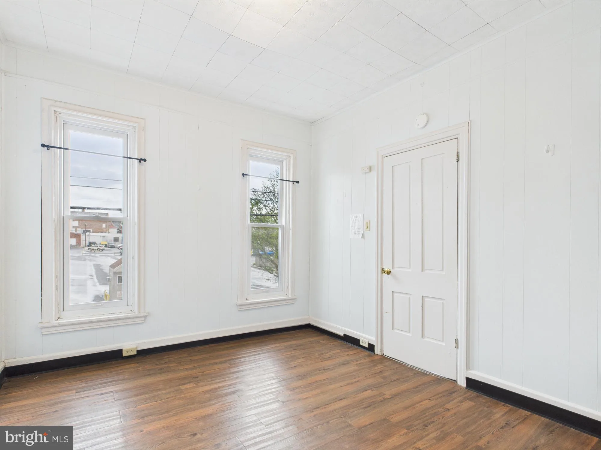 Carlisle, Pennsylvania 17013, United States, 5 Bedrooms Bedrooms, ,2 BathroomsBathrooms,Residential,Pending,127680