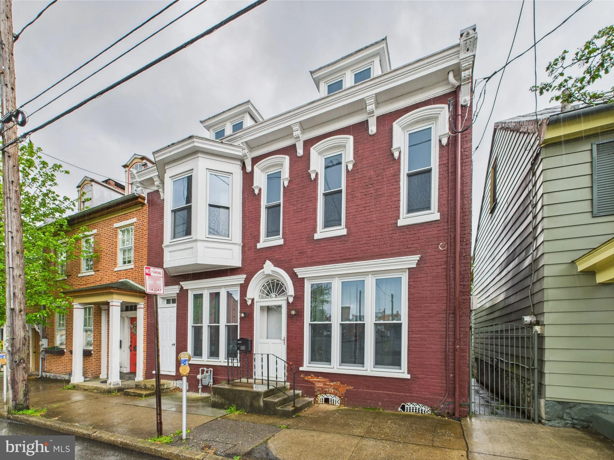 Carlisle, Pennsylvania 17013, United States, 5 Bedrooms Bedrooms, ,2 BathroomsBathrooms,Residential,Pending,127680