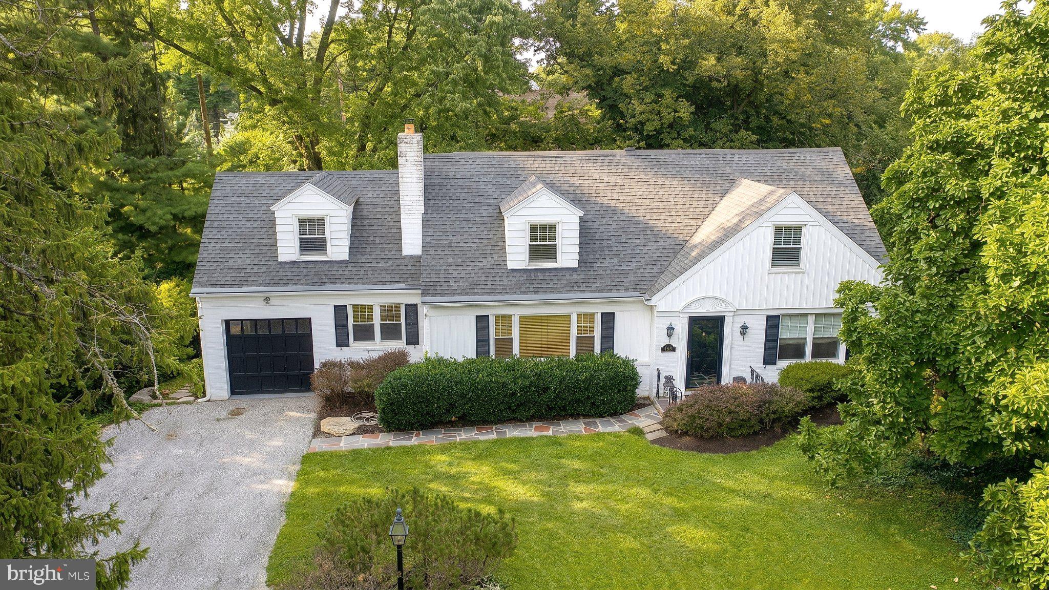 983 BROCKIE LANE