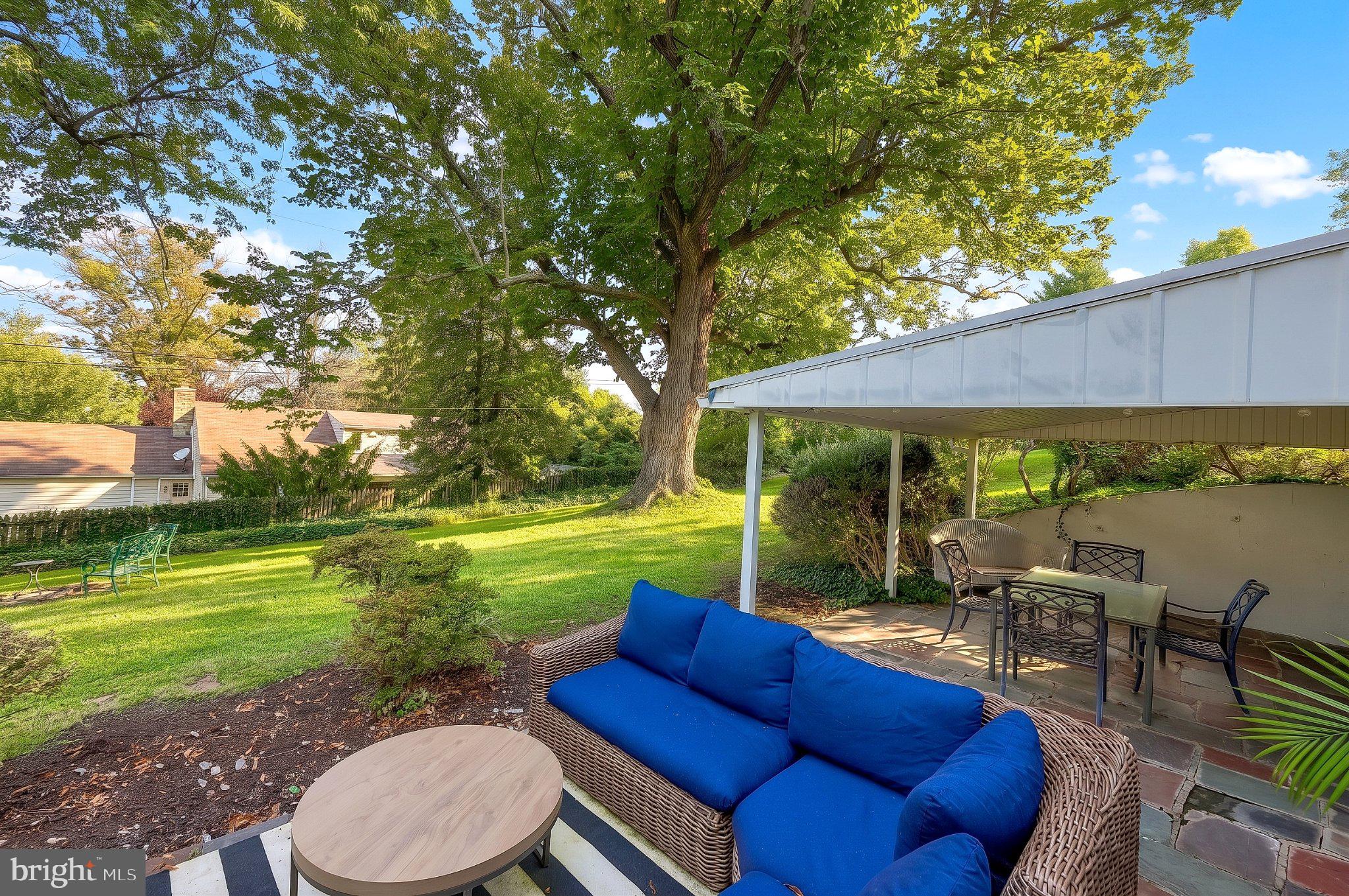 983 BROCKIE LANE