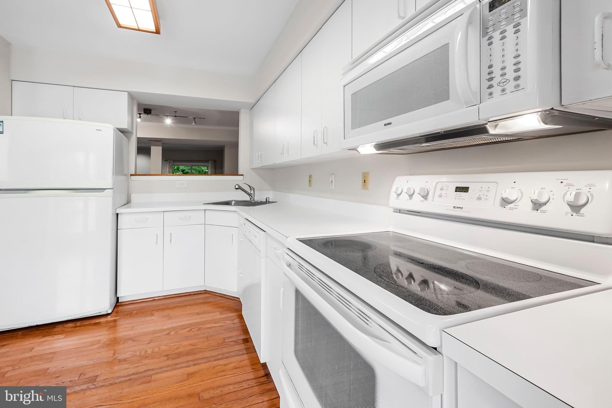 WOODLAND VILLAGE - Residential Lease