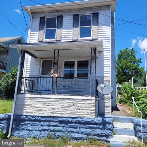 Homes For Sale - 507 W Market Street<br/> Dauphin County, WILLIAMSTOWN, PA 17098